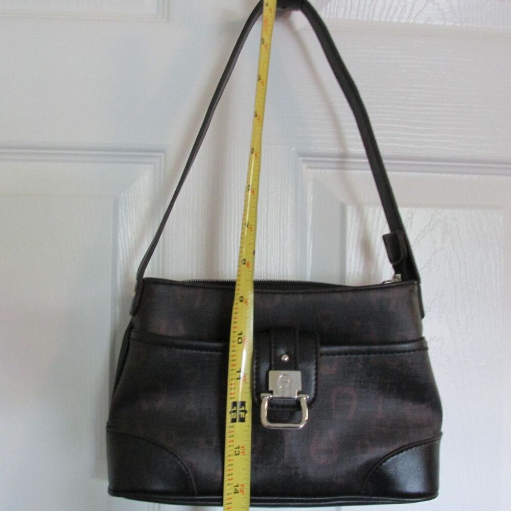 ETIENNE AIGNER Purse  Signature Logo Leather Multiple Pockets 9 in x 5 in - Picture 3 of 10